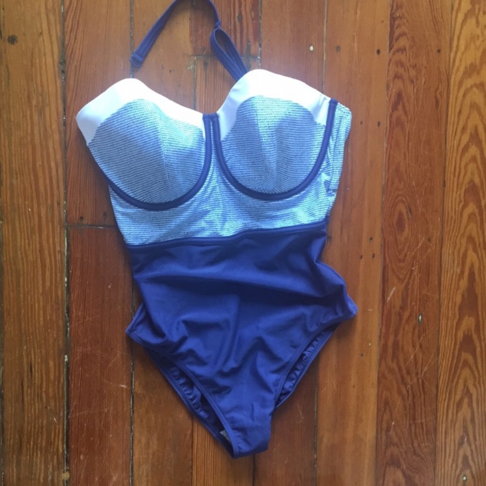 Figleaves one piece swim suit 32G